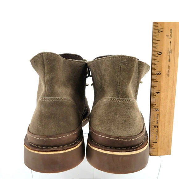 👞 CLARKS Men’s Desert Size 8M Taupe Suede Round Toe Chukka Ankle Boot - Picture 6 of 6